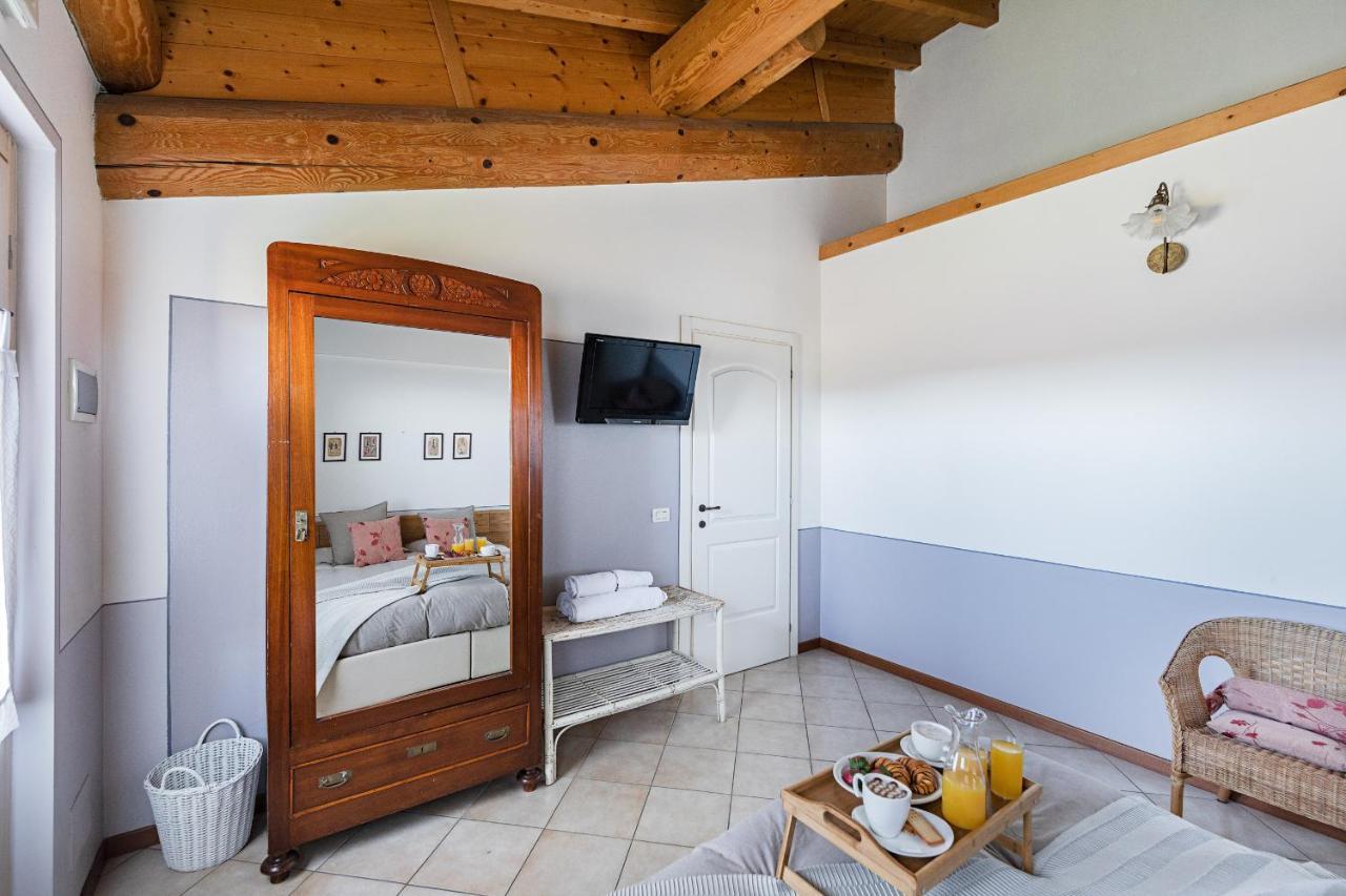 Garda Country House By Wonderful Italy Apartment โลนาโต ภายนอก รูปภาพ