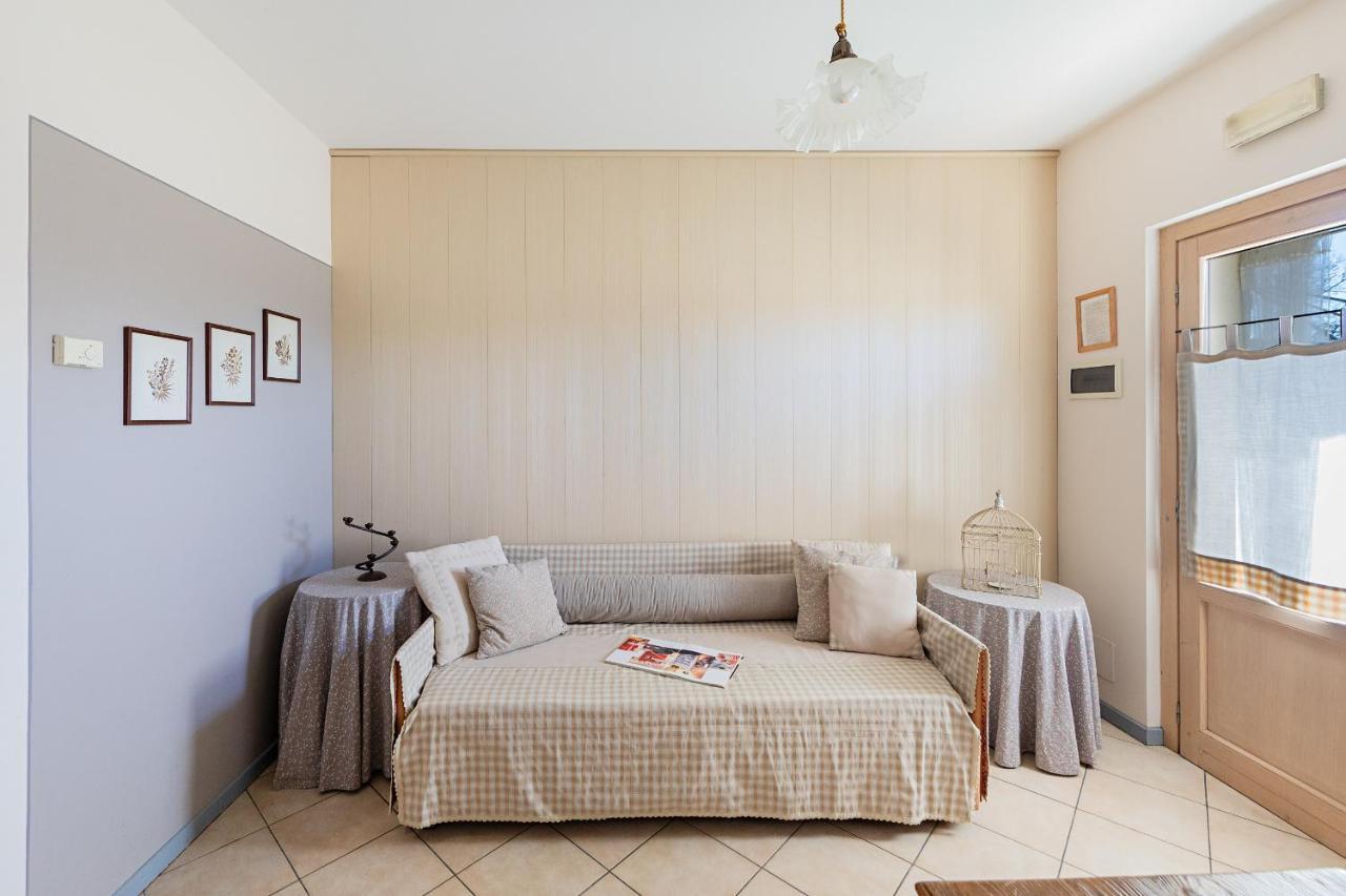 Garda Country House By Wonderful Italy Apartment โลนาโต ภายนอก รูปภาพ