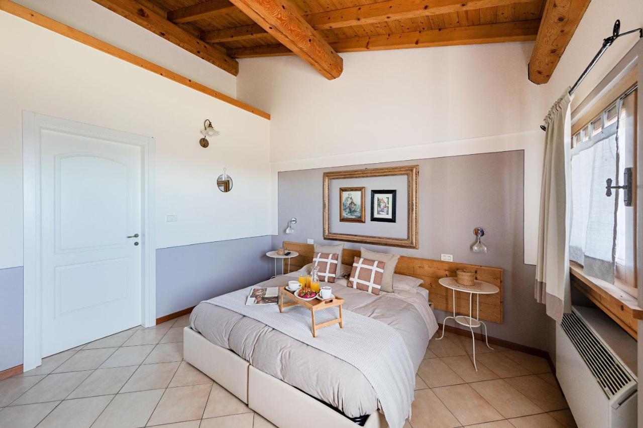 Garda Country House By Wonderful Italy Apartment โลนาโต ภายนอก รูปภาพ