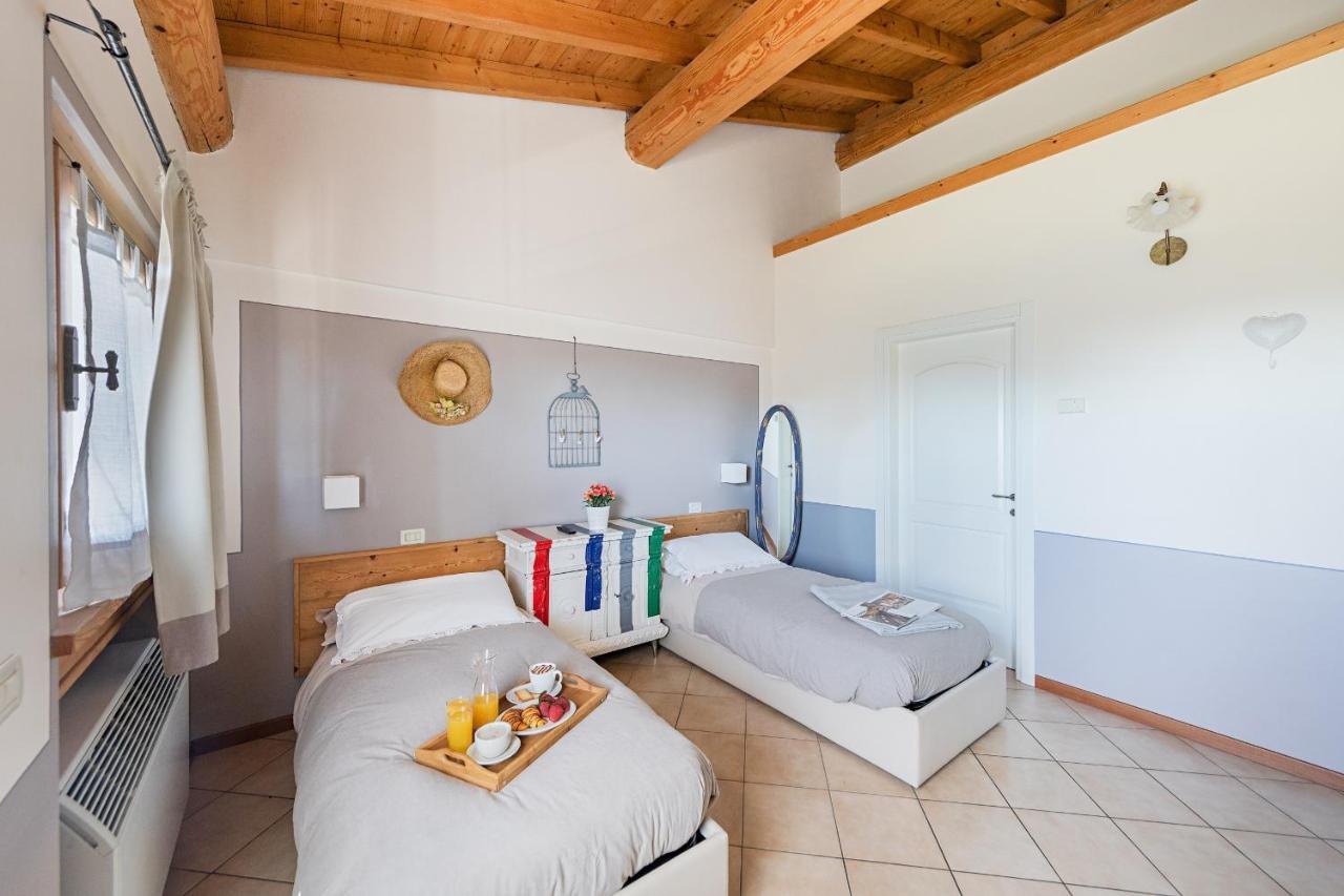 Garda Country House By Wonderful Italy Apartment โลนาโต ภายนอก รูปภาพ